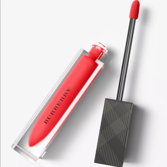 Sale NIB Burberry Military Red Liquid Velvet Lipstick - Picture 3 of 13